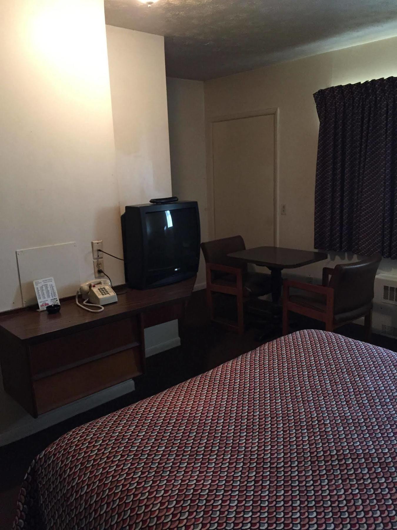 Vista Heights Inn เฮนเรียตตา ภายนอก รูปภาพ
